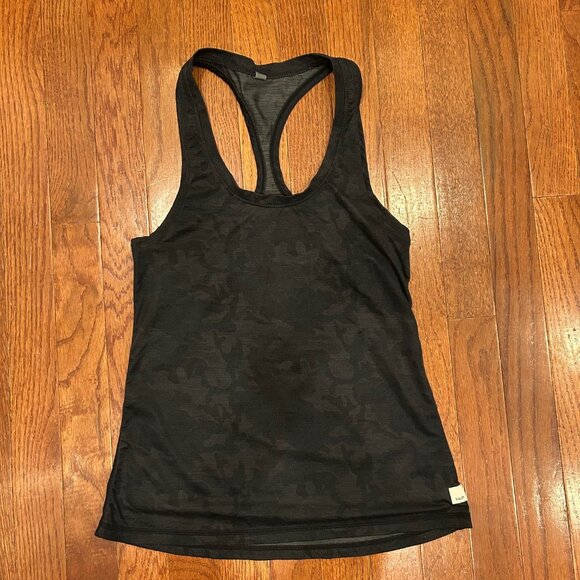 Vuori tank top - Picture 1 of 2
